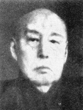 卢弼画像