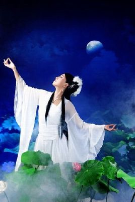 卓英英画像